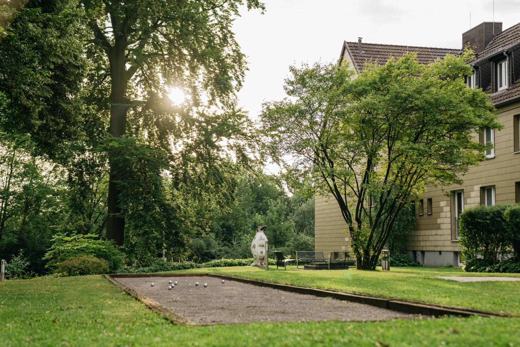 Gaestehaus Auf Dem Heiligen Berg B&B Вупертал Екстериор снимка