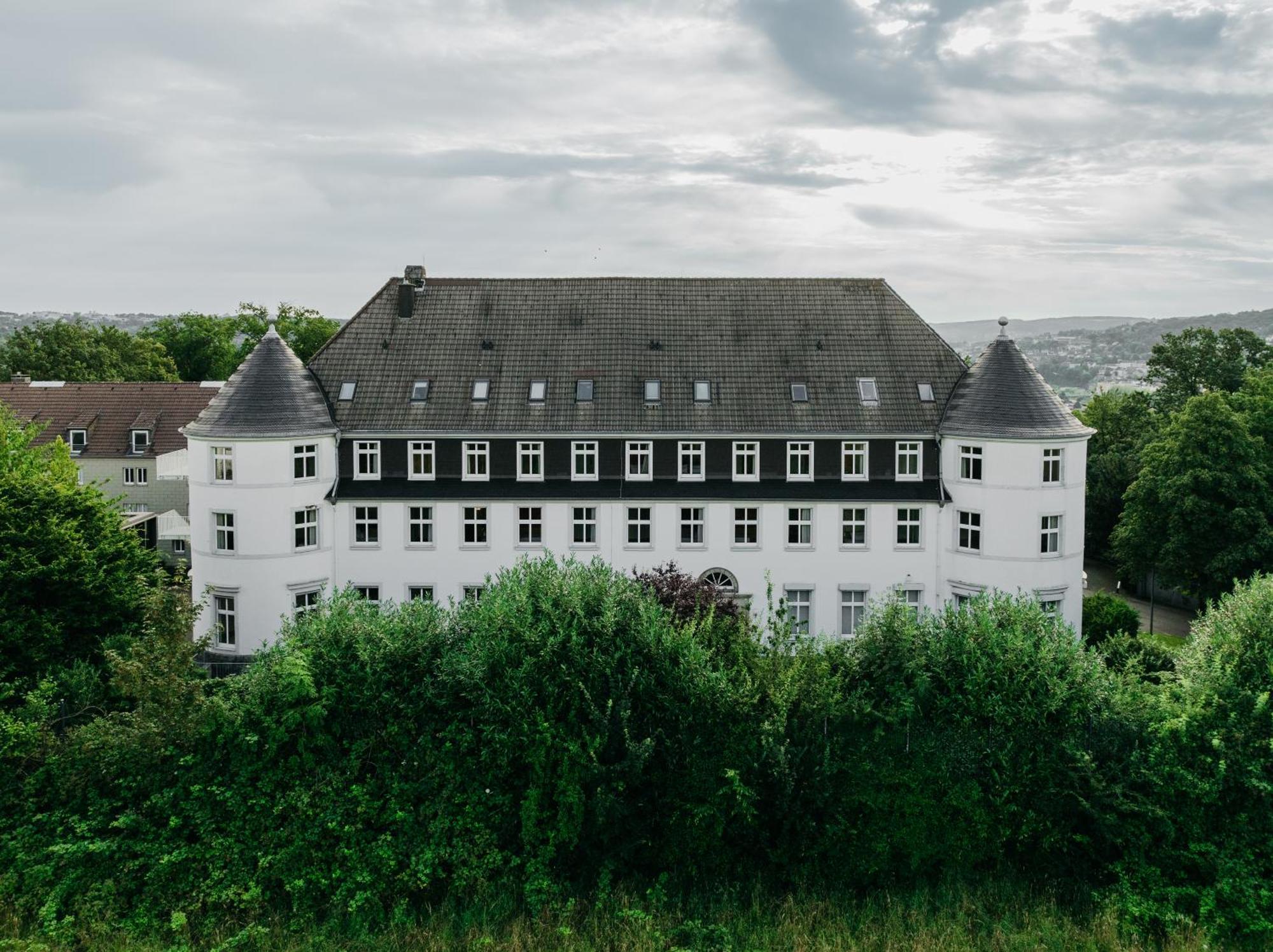 Gaestehaus Auf Dem Heiligen Berg B&B Вупертал Екстериор снимка